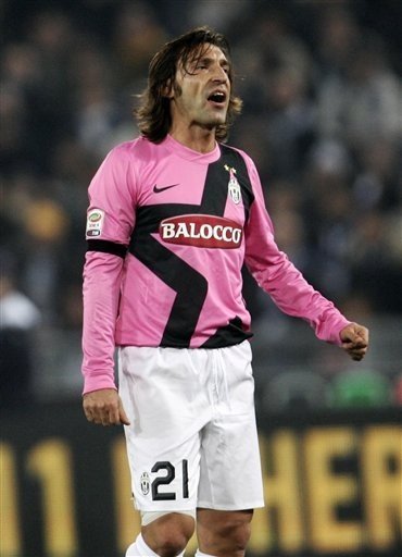 大连一家月子中心晒照：恭喜刘祝润解锁超级奶爸新身份（大连月子中心晒照：刘祝润升级为超级奶爸）