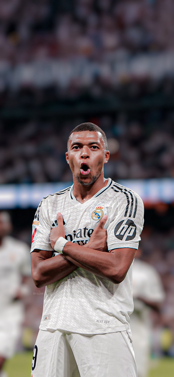 记者：西海岸外援戴维森返回巴西接受鼻梁手术，恢复期3个月（记者称西海岸外援戴维森回巴西进行鼻梁手术，预计三个月康复）