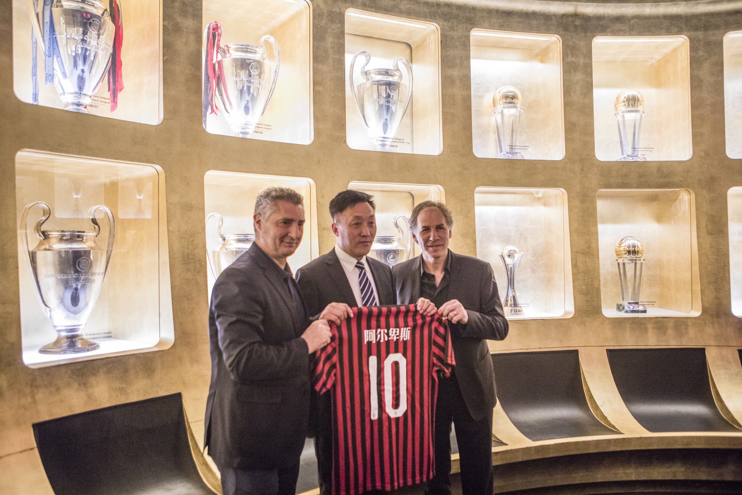 最后的遮羞布，国安多人将迎谢幕战，国安没有河南的高额奖金加持（最后的体面？多名国安球员或迎谢幕战，球队未享河南队高额奖金加持）