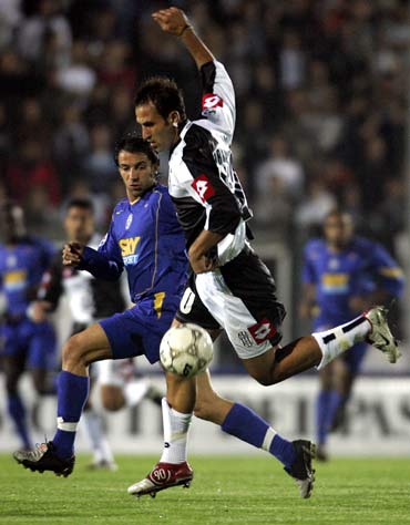 NBA球员伤病名单更新及球队影响（NBA伤病动态更新与各队影响解析）