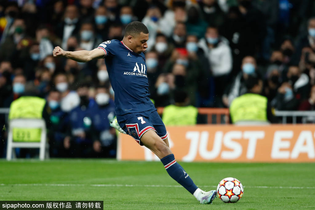 欧冠积分榜：拜仁、阿森纳、国米全胜领跑，下轮前二直接对话（欧冠形势：拜仁、阿森纳、国米以全胜领跑，下一轮头两名正面对决）