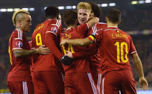 纳尼：曼联需要引进中场，若昂·内维斯是绝佳人选（纳尼称曼联亟需补强中场，若昂·内维斯为最佳选择）