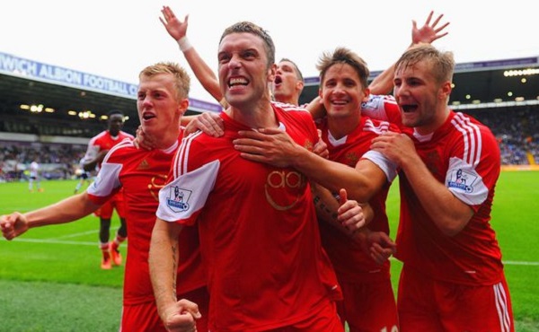 天空：利物浦对伊萨克报价超过1亿镑，纽卡对其估价为1.5亿镑