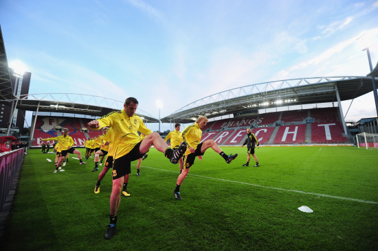 马刺vs雷霆前瞻：文班亚马复出点燃马刺，雷霆取胜难度大增（马刺战雷霆前瞻：文班亚马归队提振士气，雷霆赢球难度陡增）